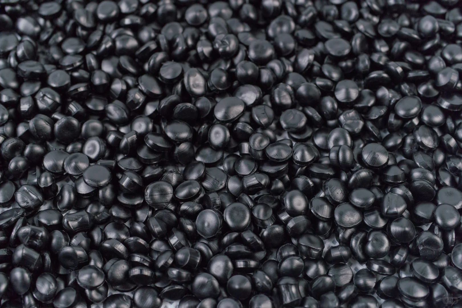 pvc黑色导电系列粒料 无锡嘉弘塑料科技