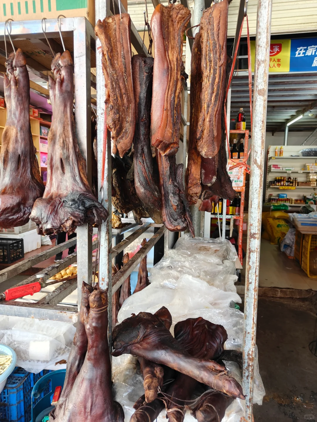 百色龙景菜市场越看越治愈的菜，忍不住拍拍