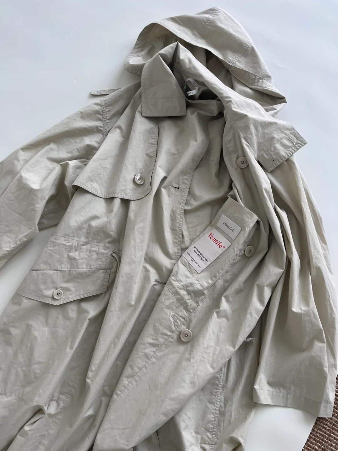 Lemaire 风衣的原面料,户外圈百年面料:Vent