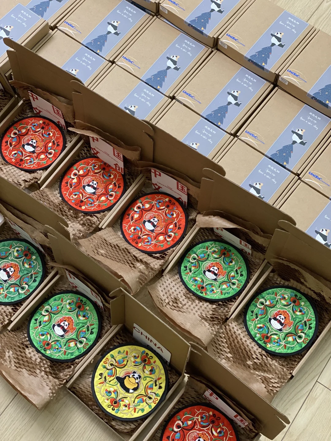 广交会展位摆这些引来一波又一波老外围观