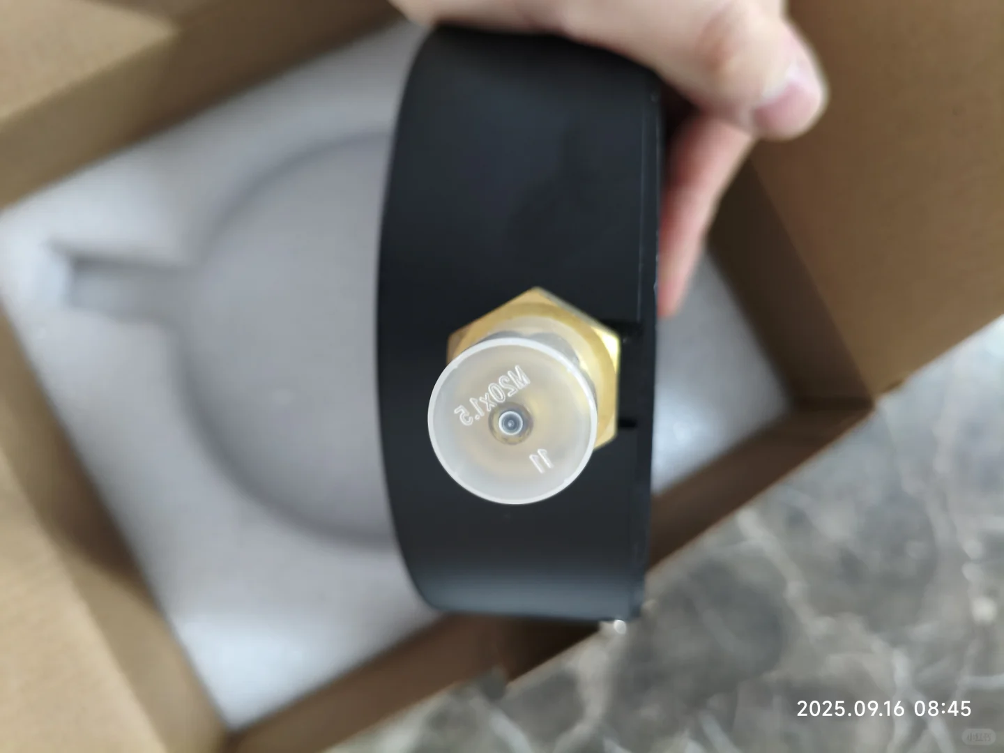 耐震精密压力表