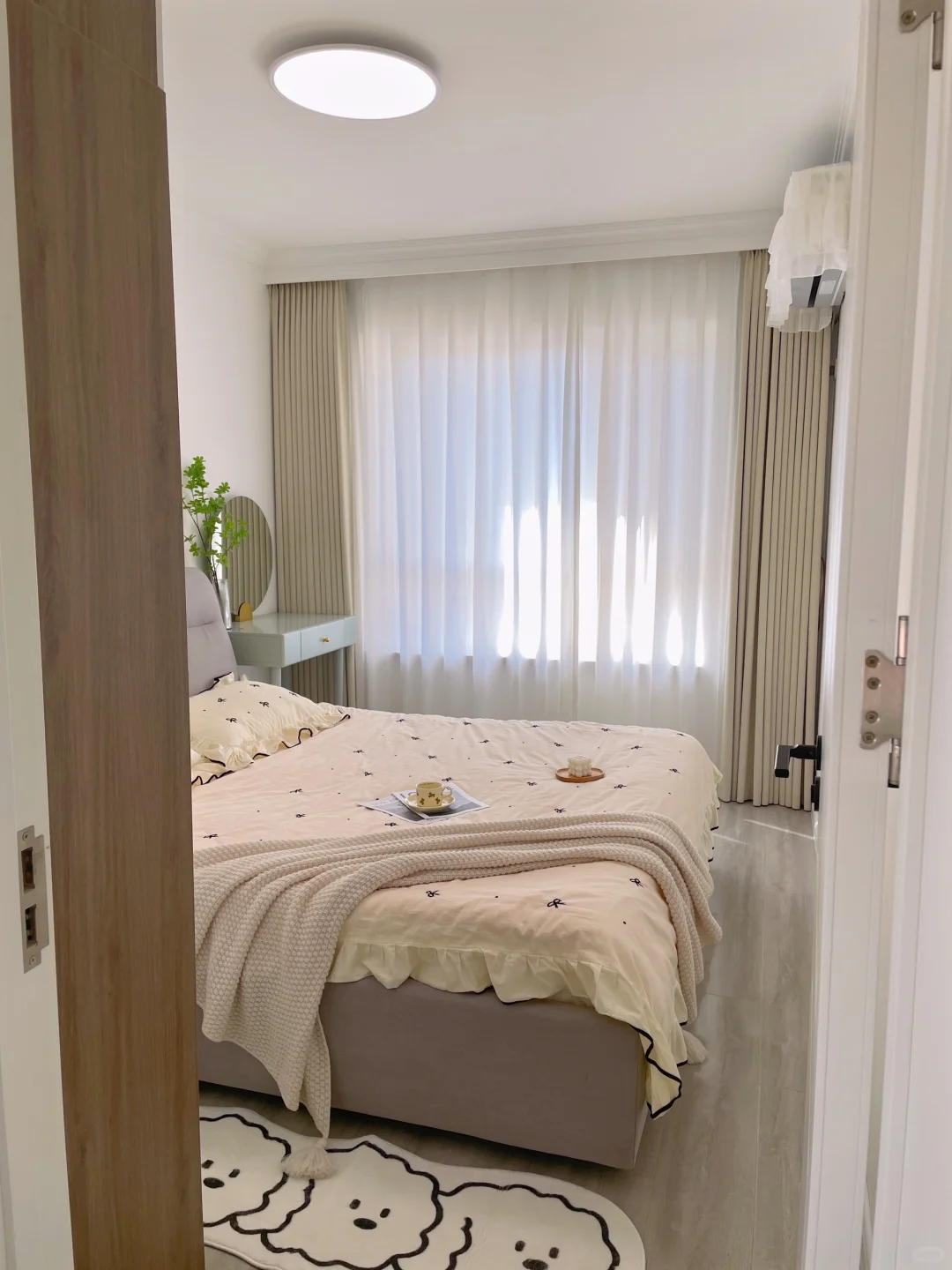 我妈说：你把家打扫的这么干净，不累嘛？