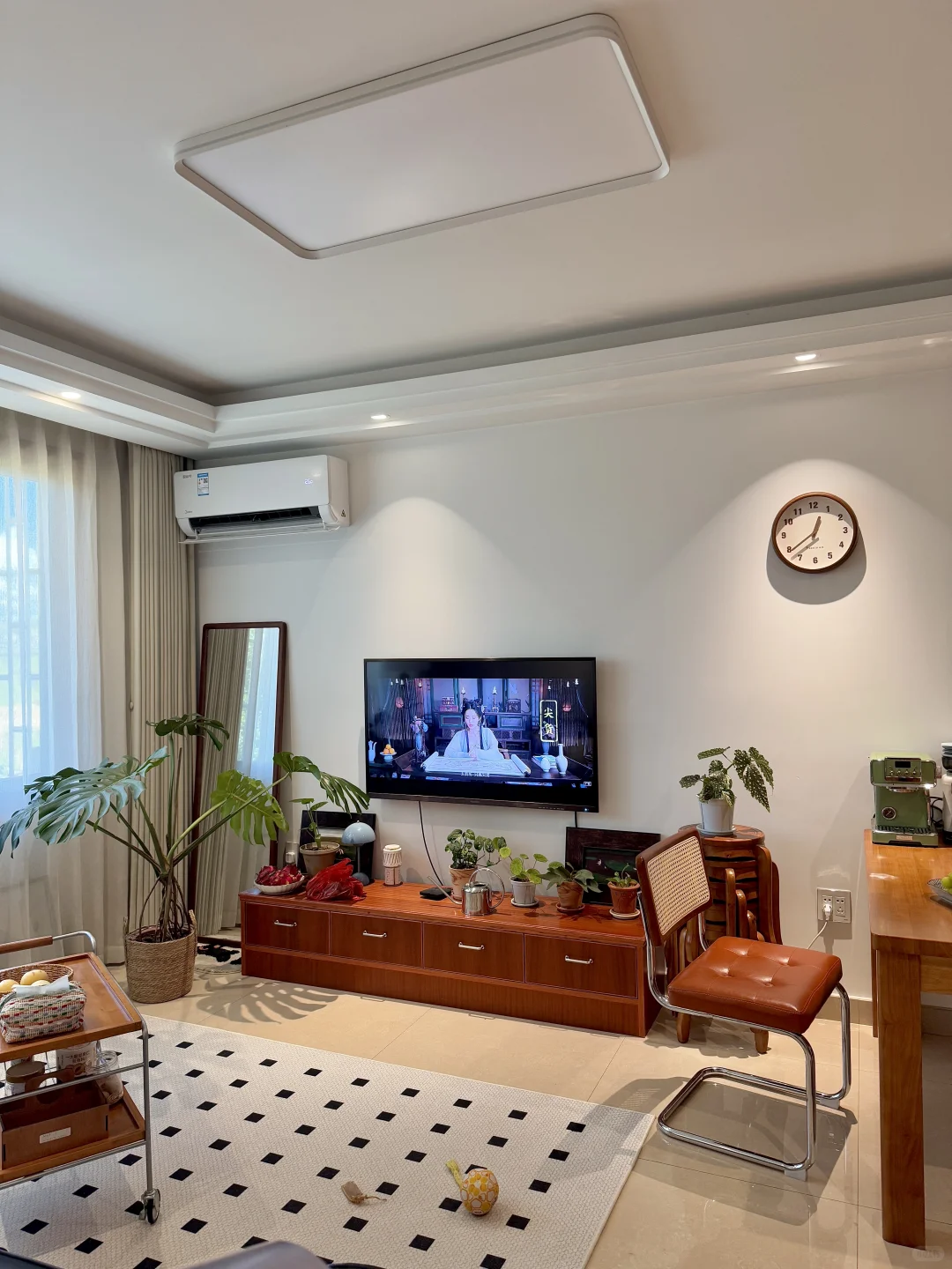 虽然是老房子，改造一下很好住