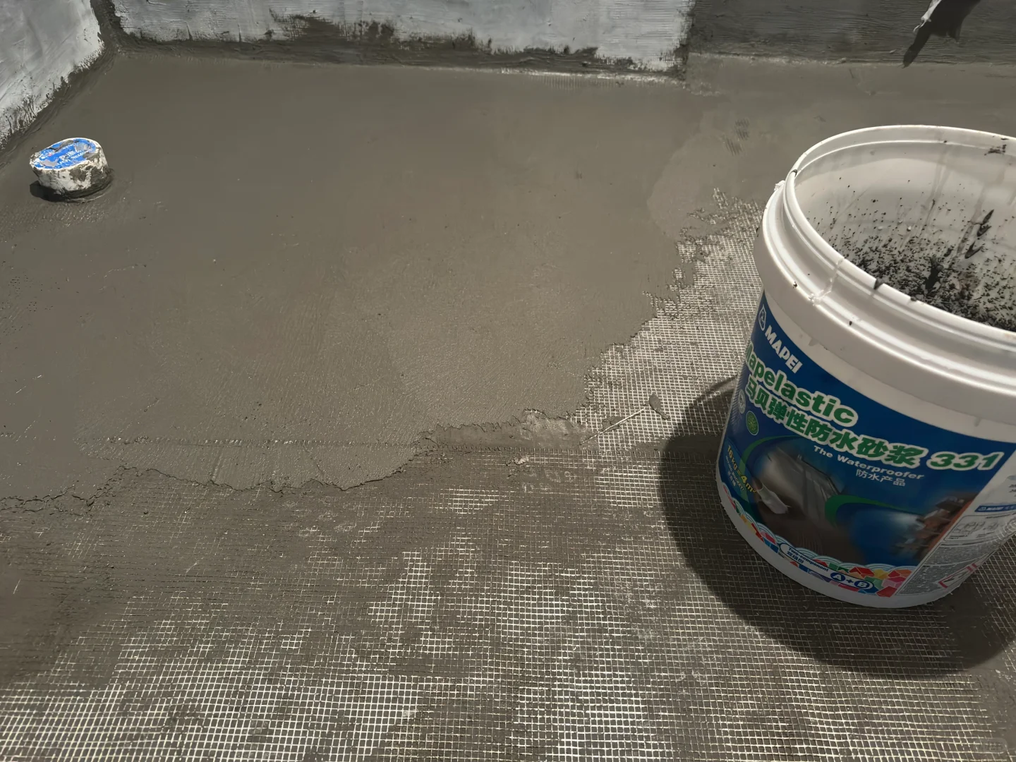 我家屋顶露台拒绝用卷材，卫生间拒绝丙纶布