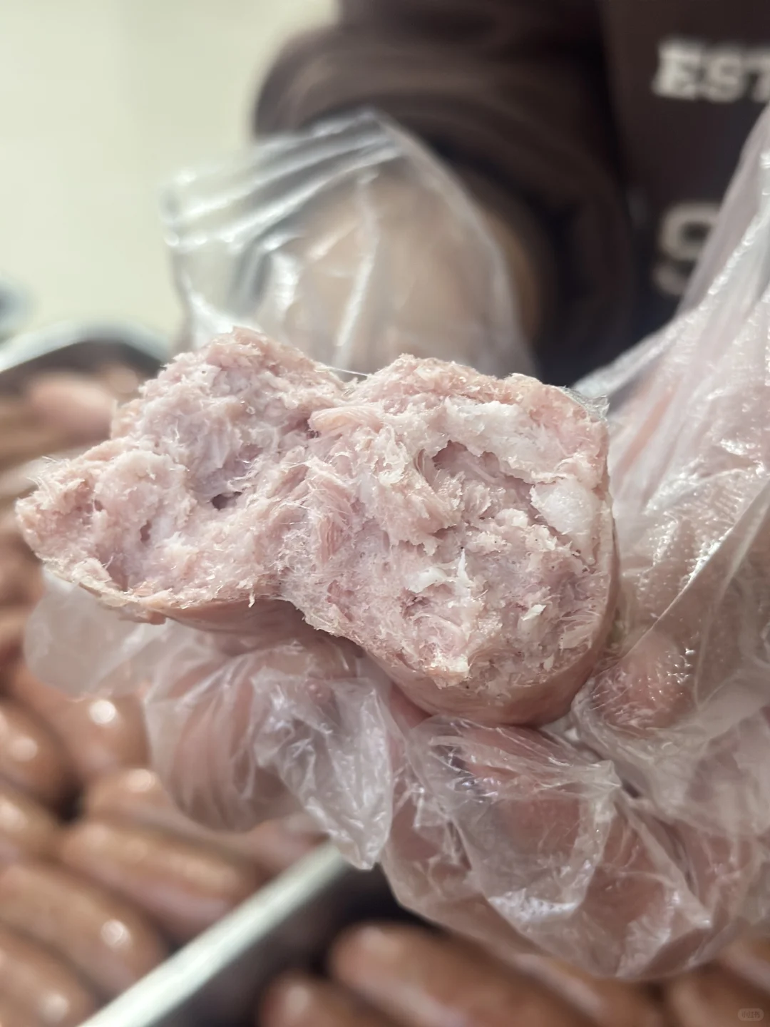 纯肉手工香肠一斤28贵吗?