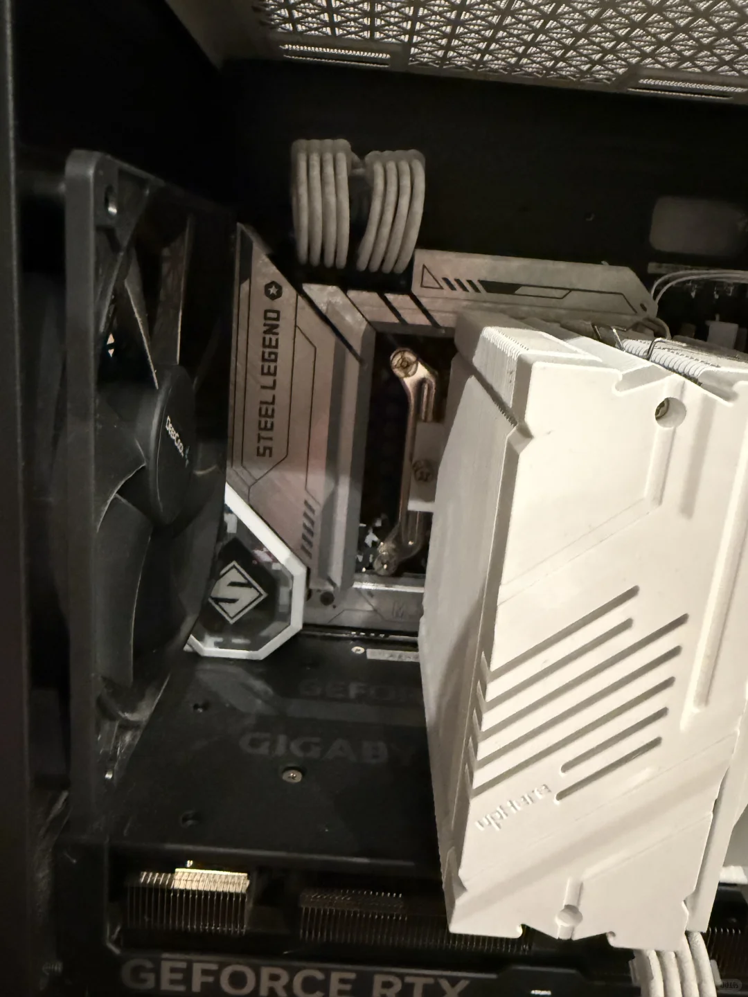 出自用台式电脑主机，流畅运行2K游戏。