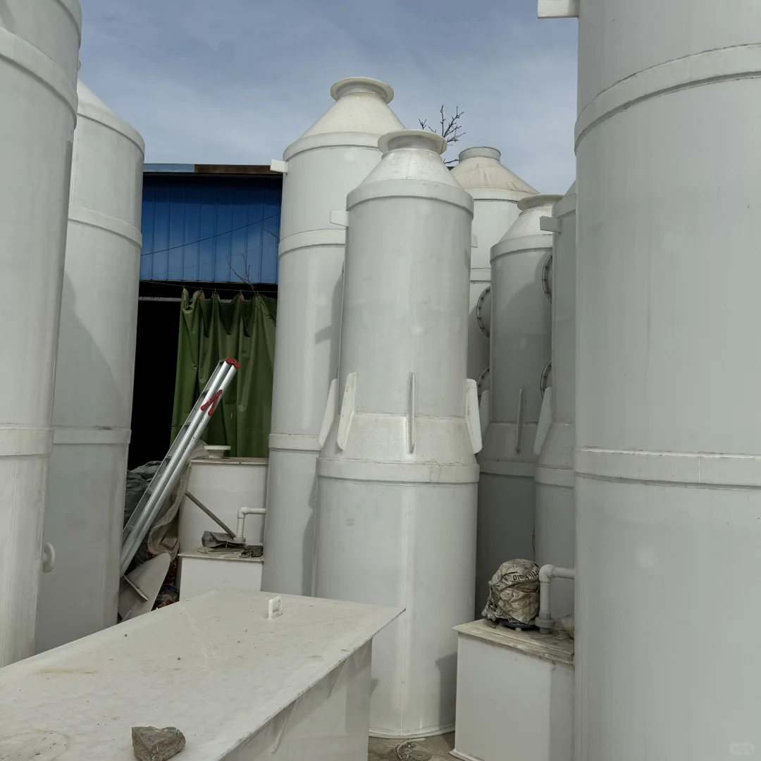 这么酷的设备,谁见了不迷糊?喷淋塔