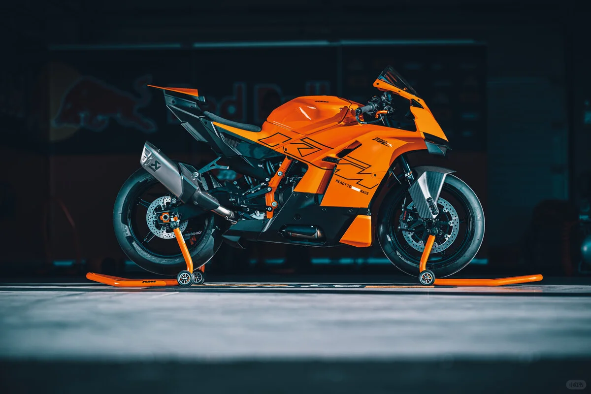 ✴️KTM 终于官宣全新 2026 KTM 990 RC R