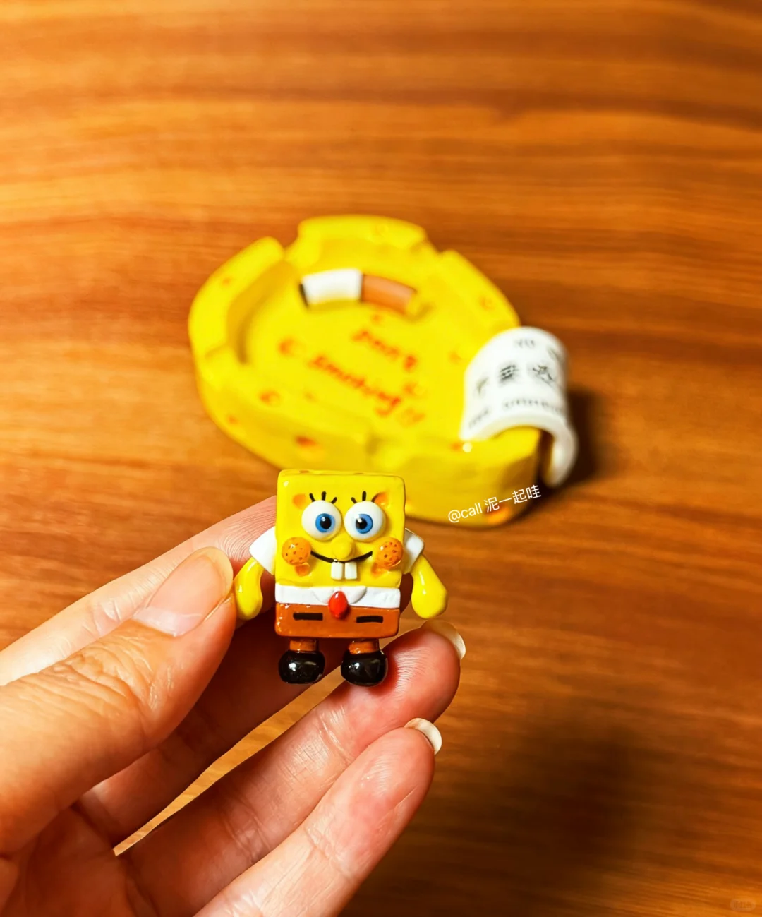 海棉宝宝奶酪烟灰缸