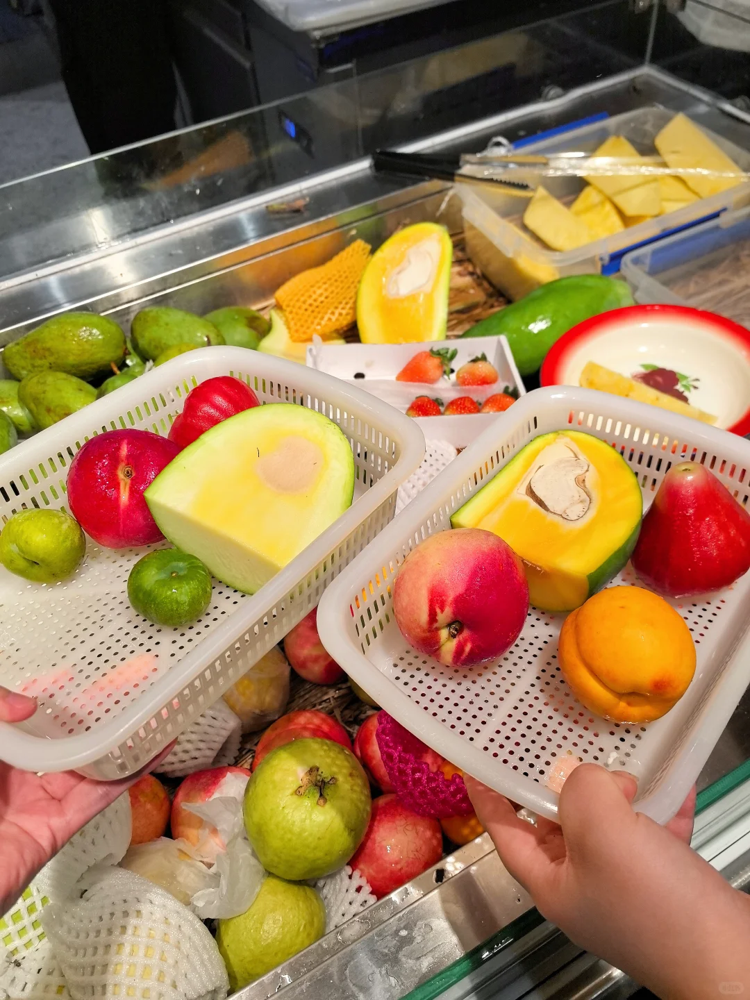 烧玻璃 拿陶瓷 探新店 喝茶 聊天