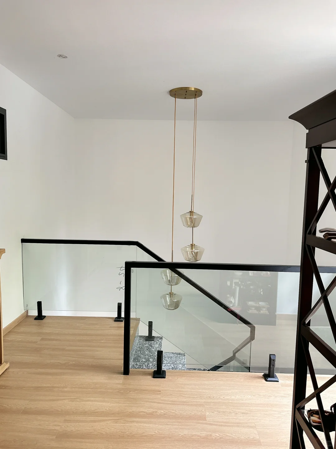 楼梯玻璃扶手订做