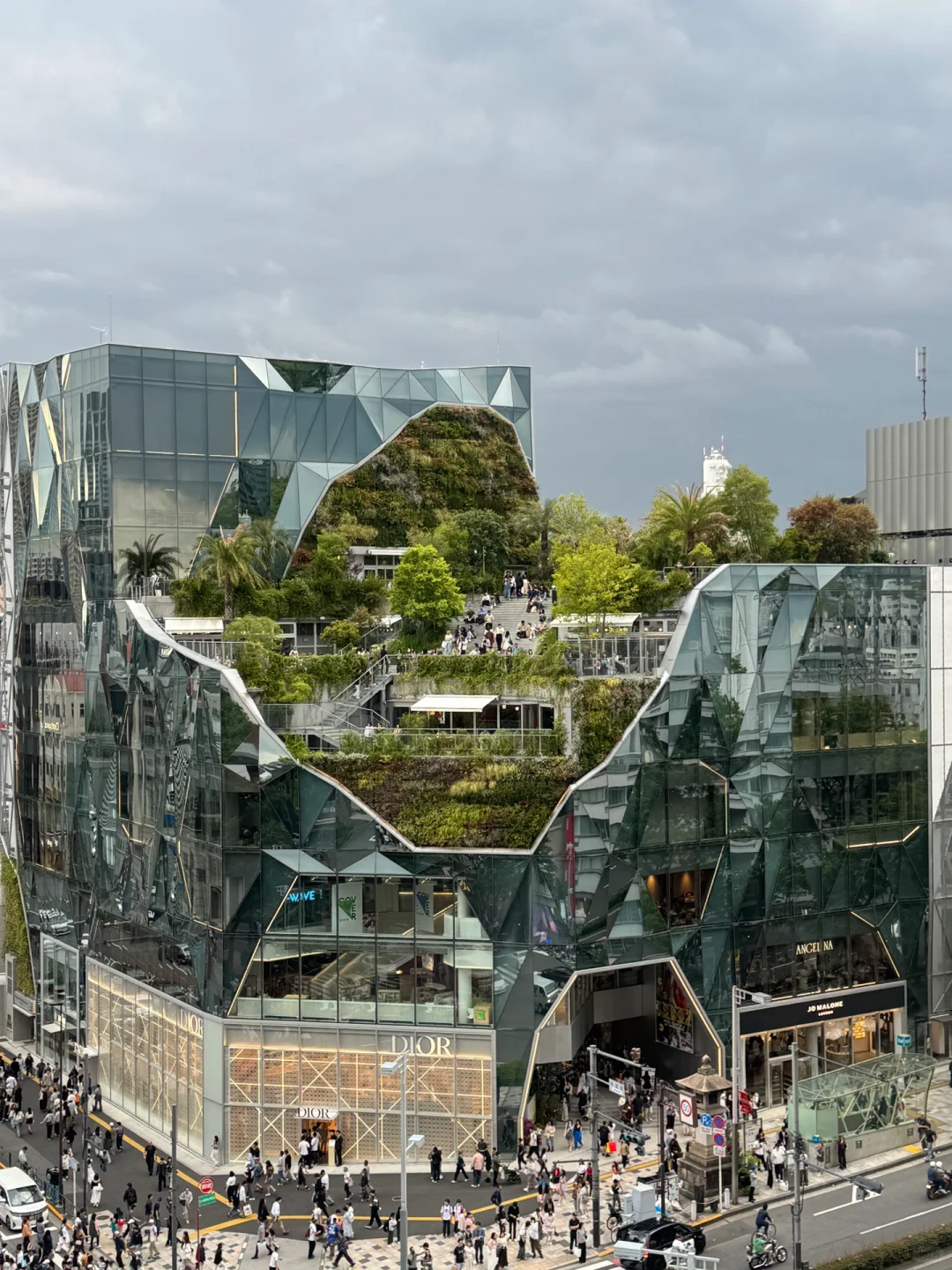 东京表参道｜玻璃建筑博物馆