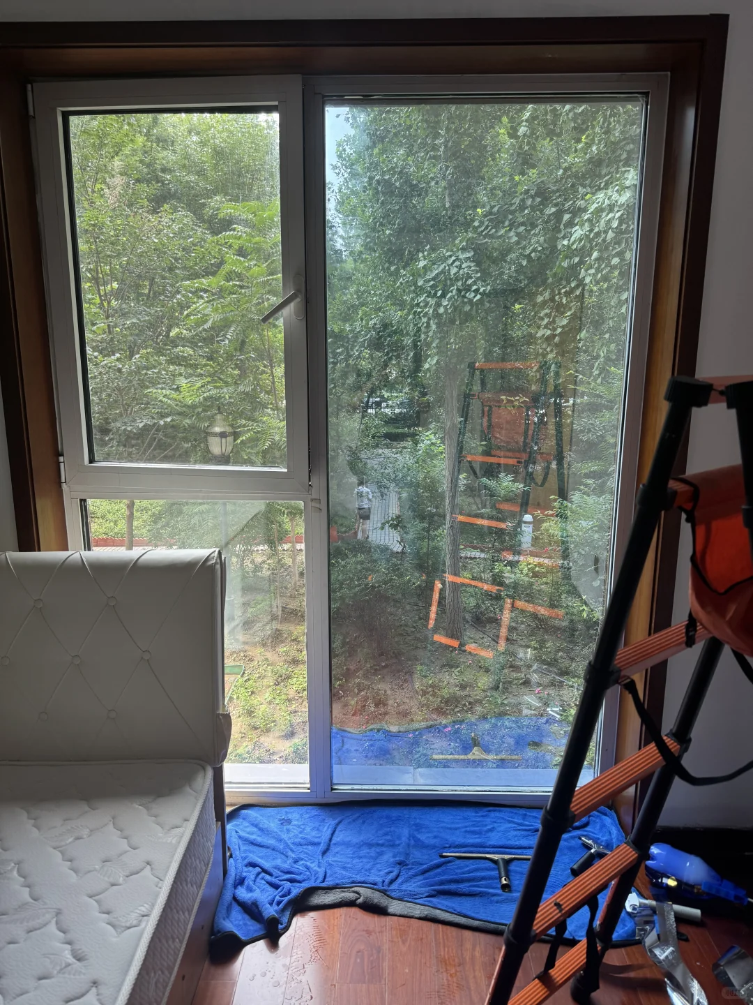 单向透视隔热膜（内看外，外看不到内）防窥