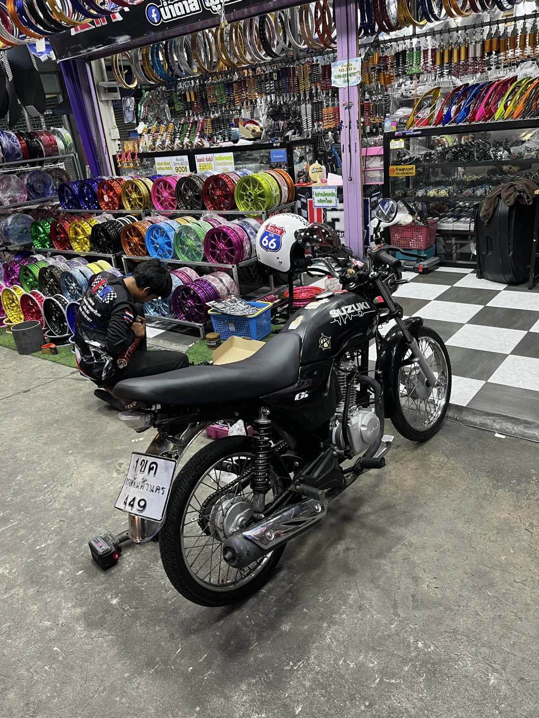 Plog12: 暖武里汽配城&改车&装备&新朋友