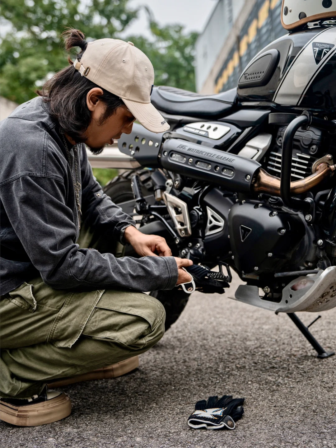 小短腿就要骑大摩托！