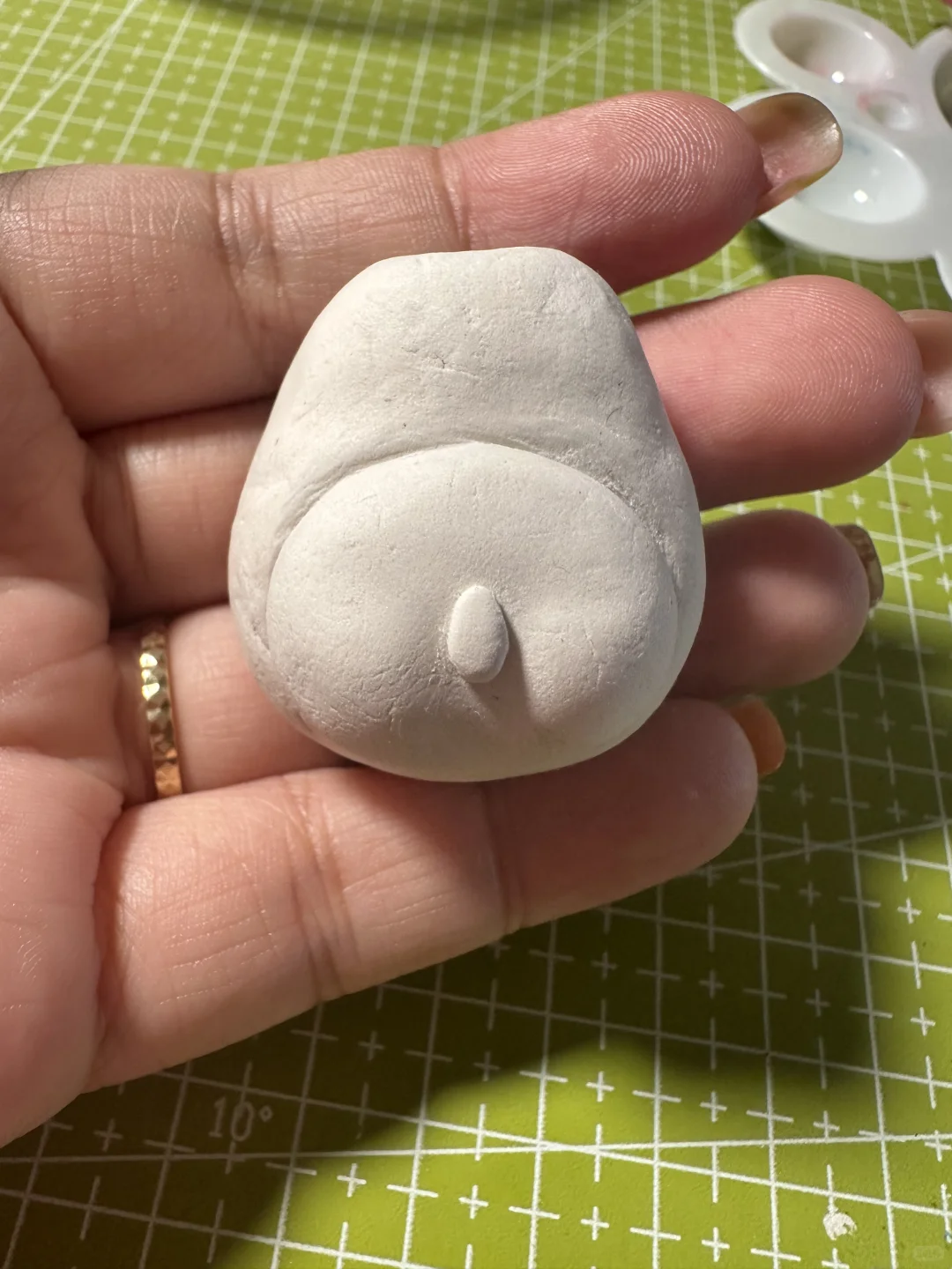 石塑粘土｜一枚憨憨的阿呆梨?