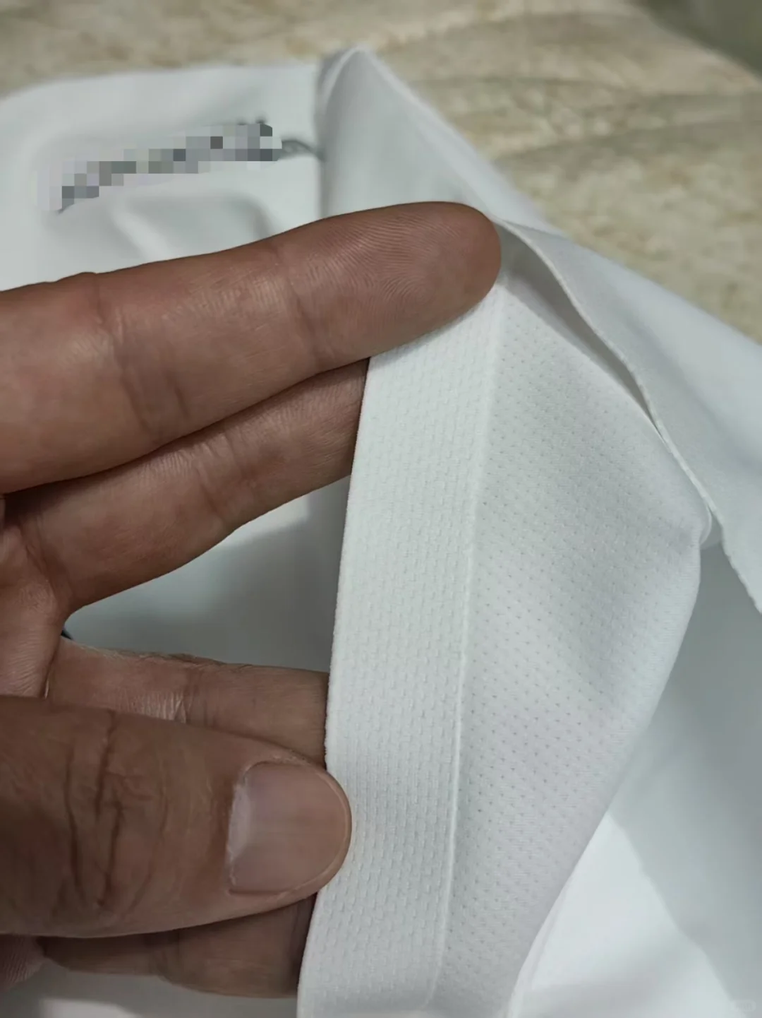 这种带网眼的速干面料谁家有？