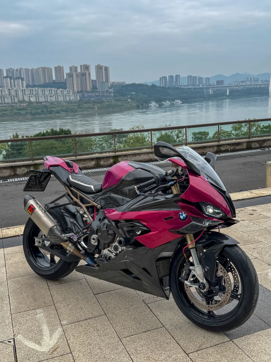 听说小红书卖车快极品23年宝马s1000rr