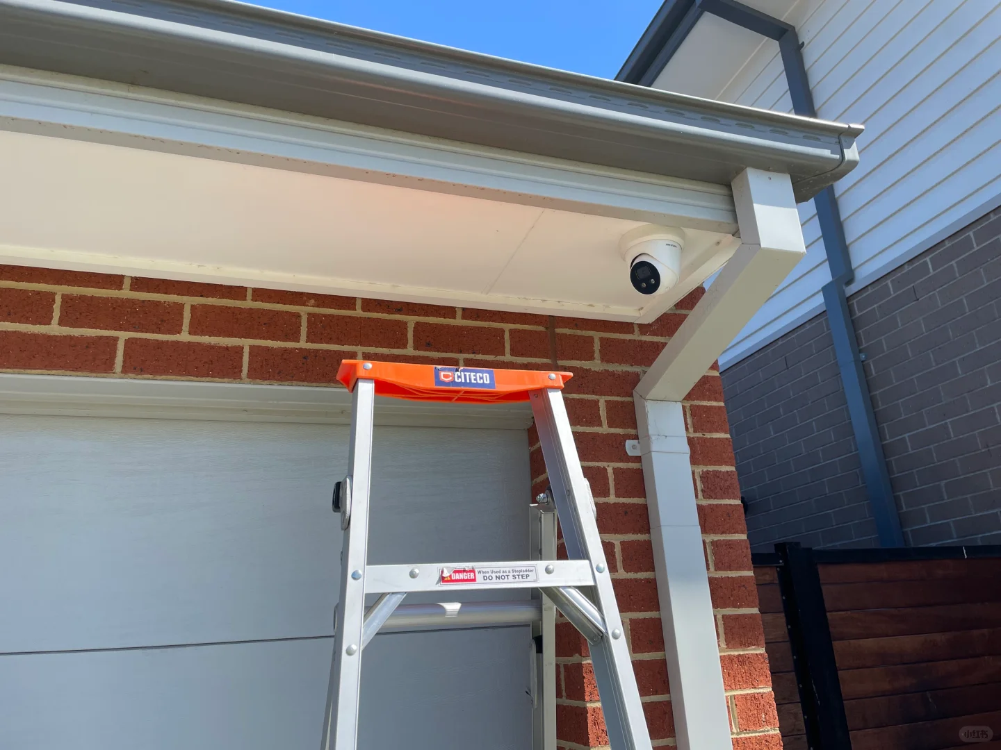 防盗新形势，智能声光报警摄像头，防盗必备