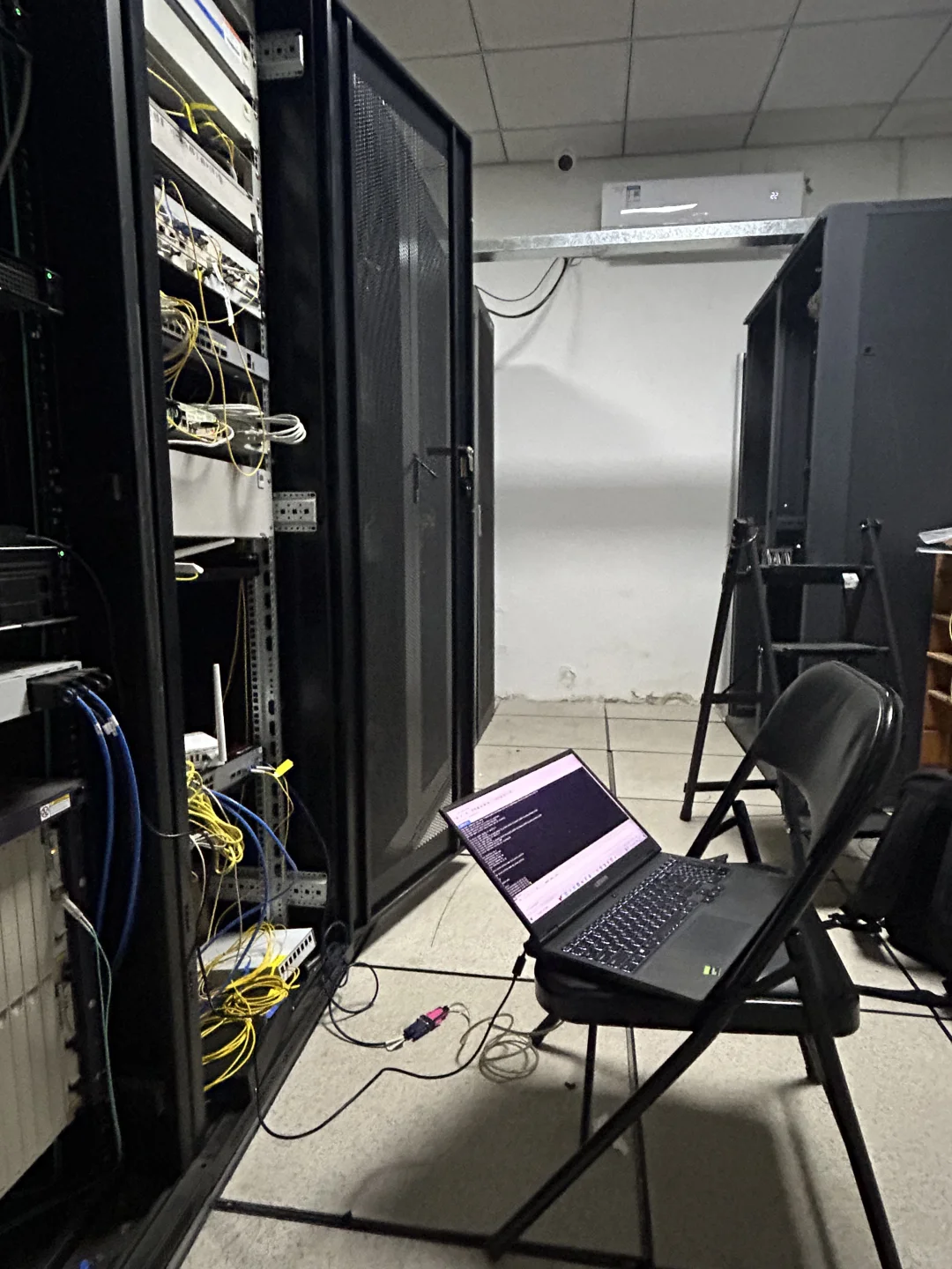 有没有不苦逼的网工呢???