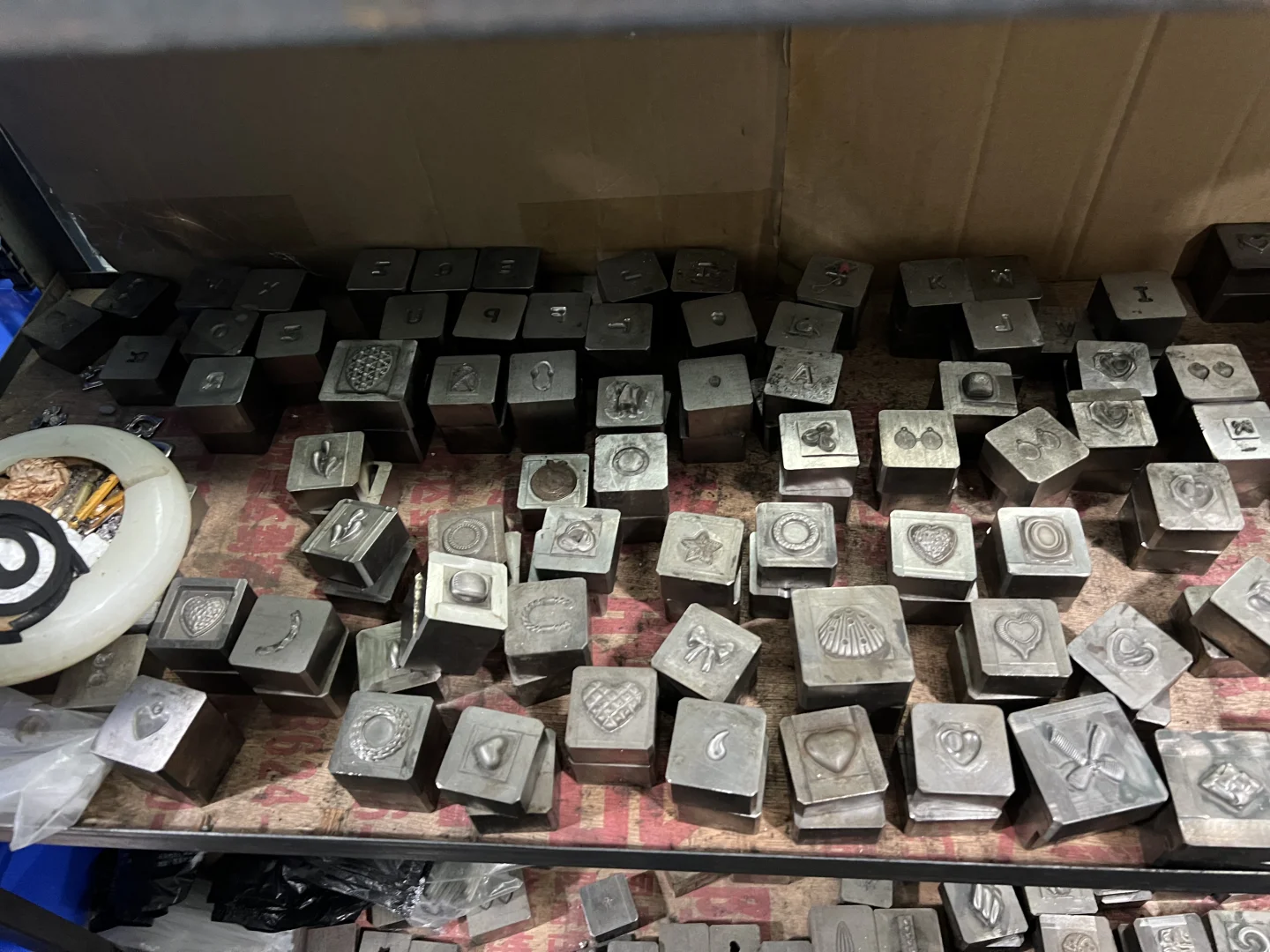 外贸日常-东莞不锈钢饰品厂