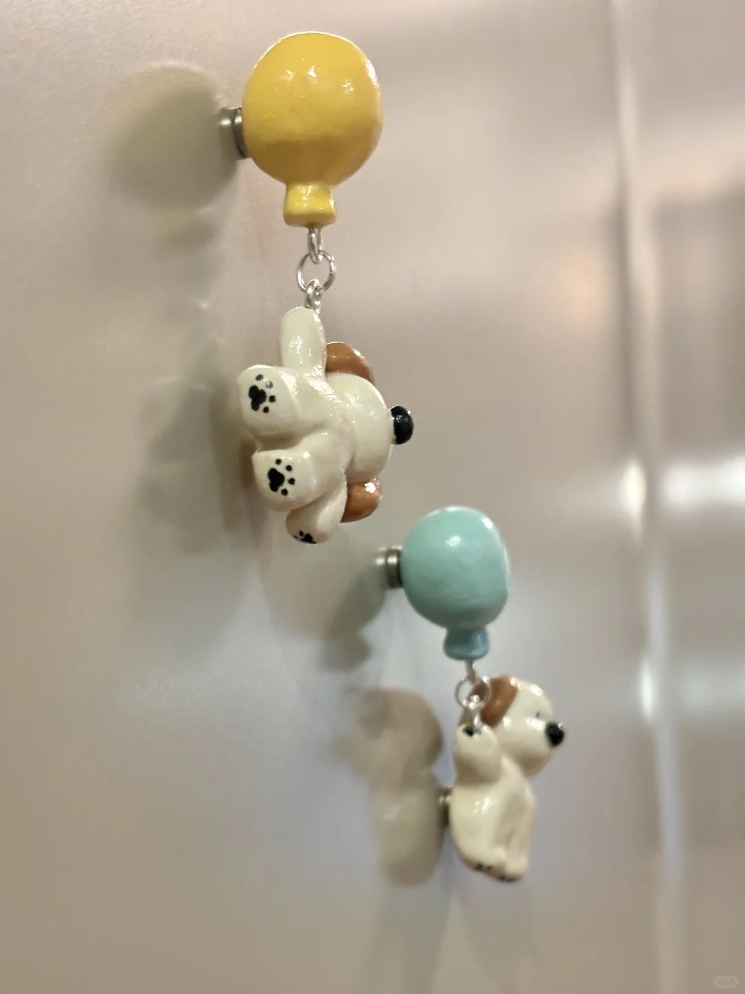 石塑粘土冰箱贴?捏了两只气球小狗?✨