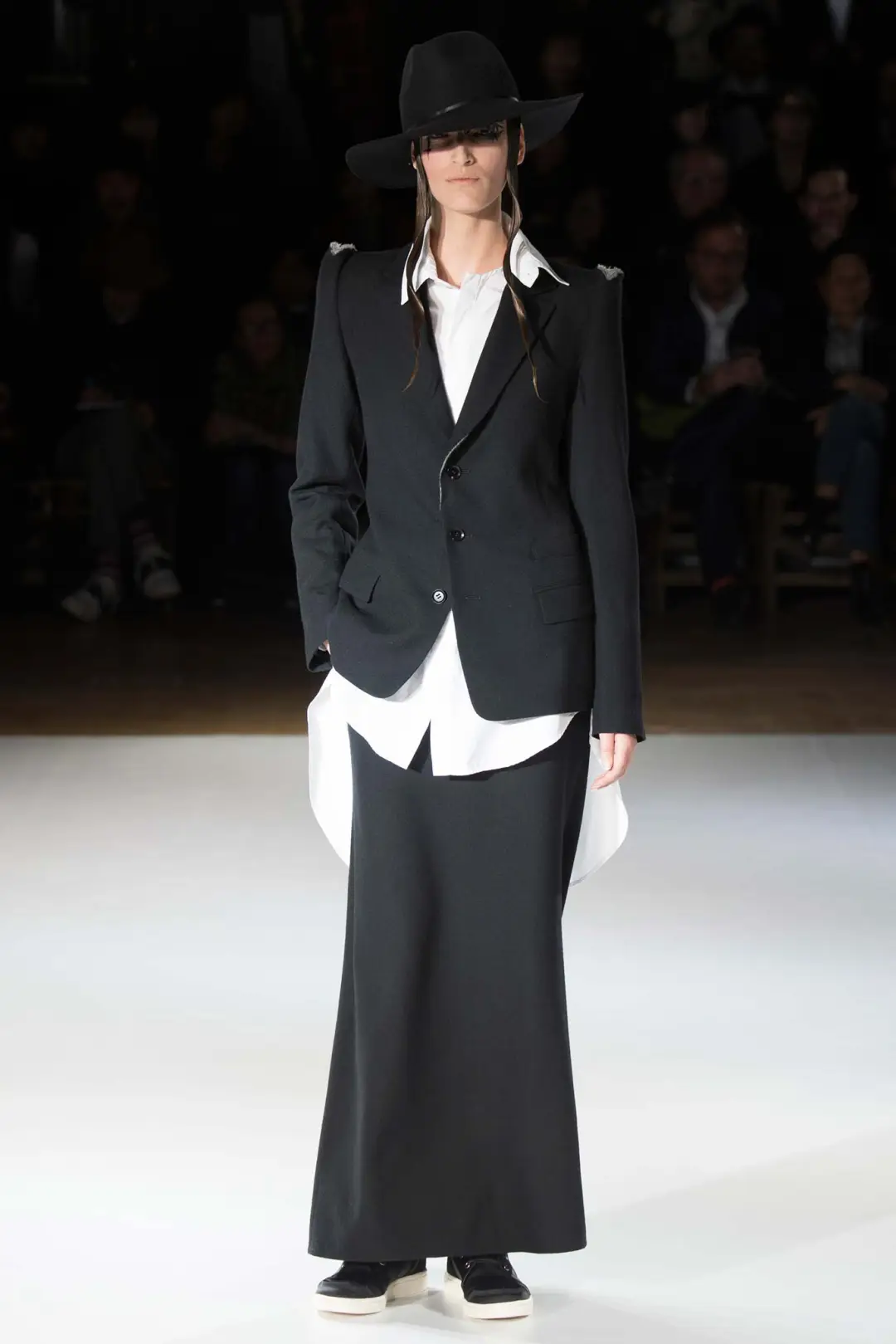 Yohji Yamamoto 古希腊残骸