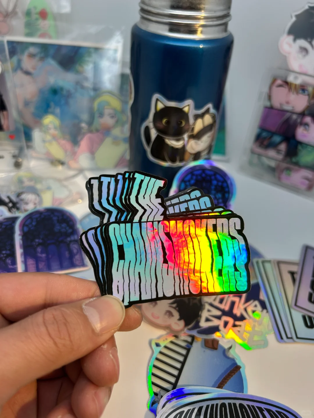 黑色图确实很适合做全息镭射贴纸