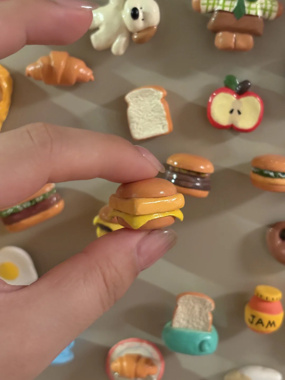 石塑粘土冰箱贴?捏了很多美味汉堡啦✨