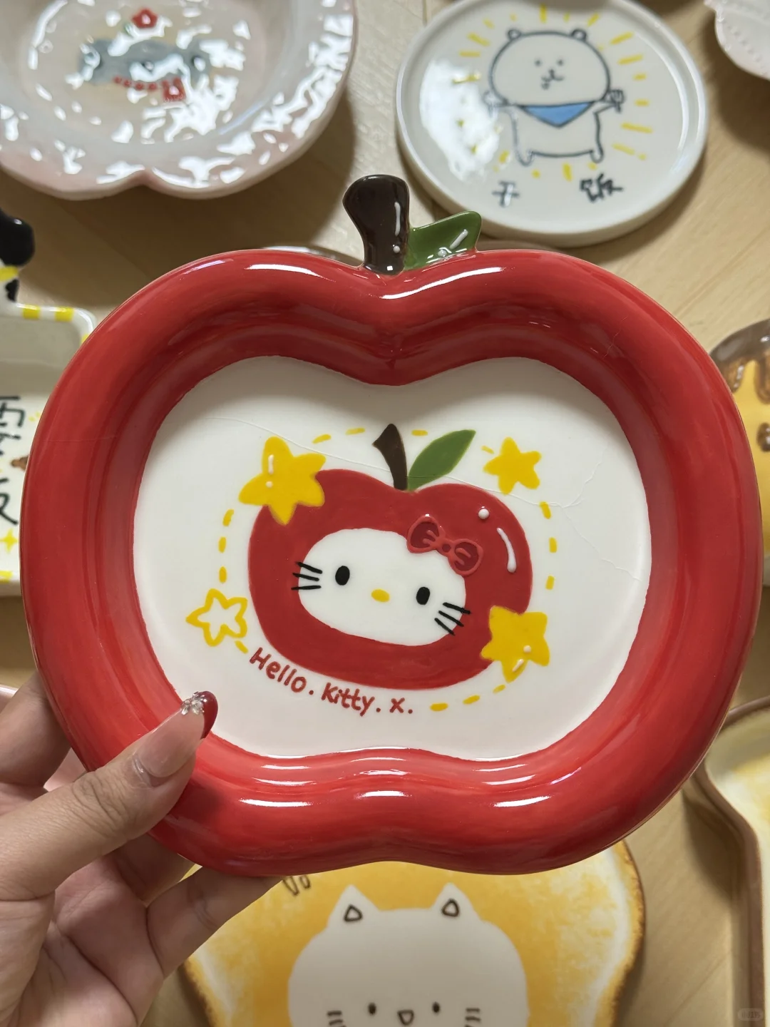 左滑一键烧成…在景德镇画了18h的盘子到家啦