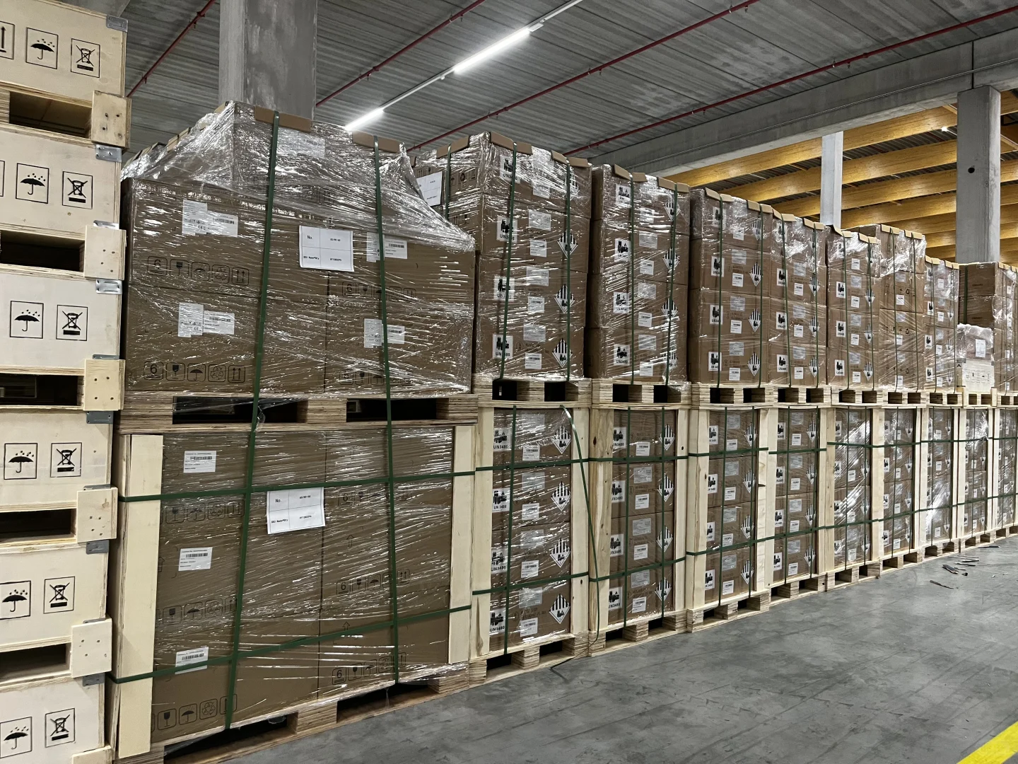 求货代 送锂电池到关岛