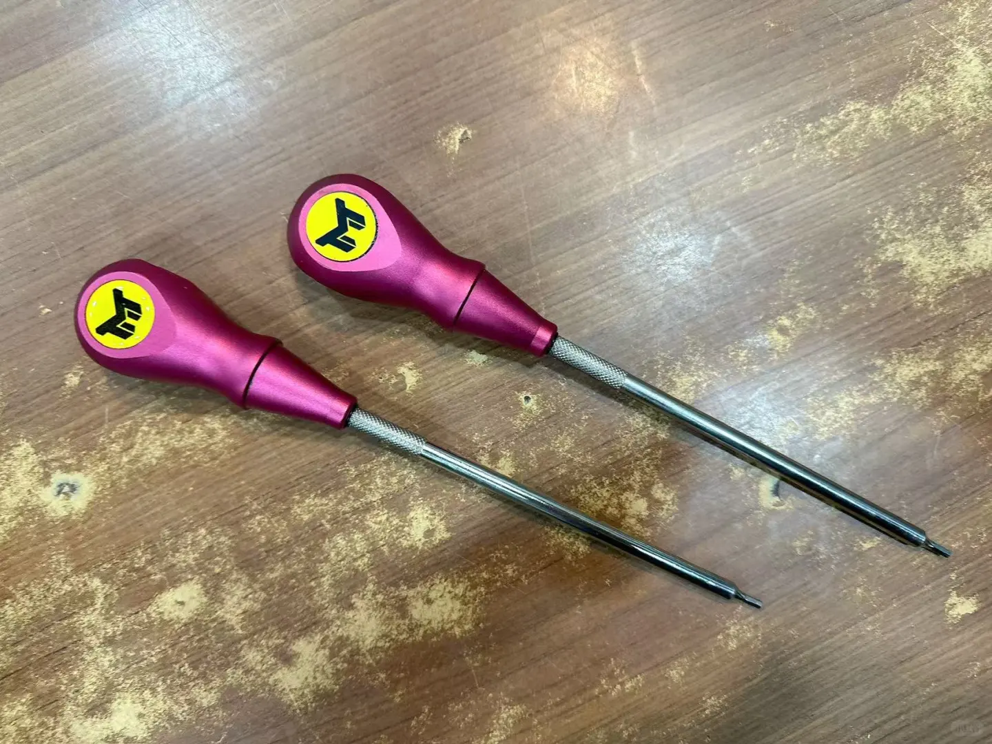 终于下定决心买了一套粉色工具组