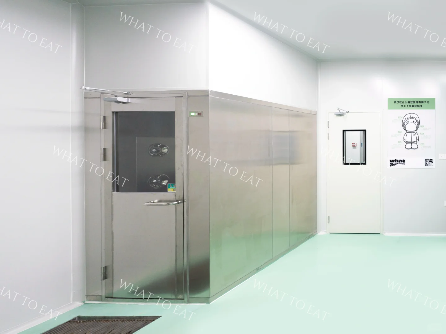 2000㎡中央厨房长这样!太干净了不像做饭的!