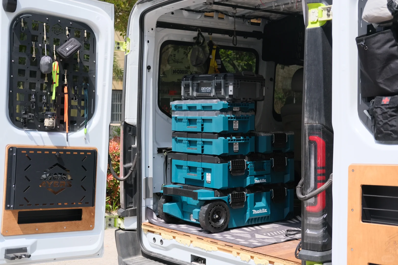 堆叠工具箱系统哪家强？