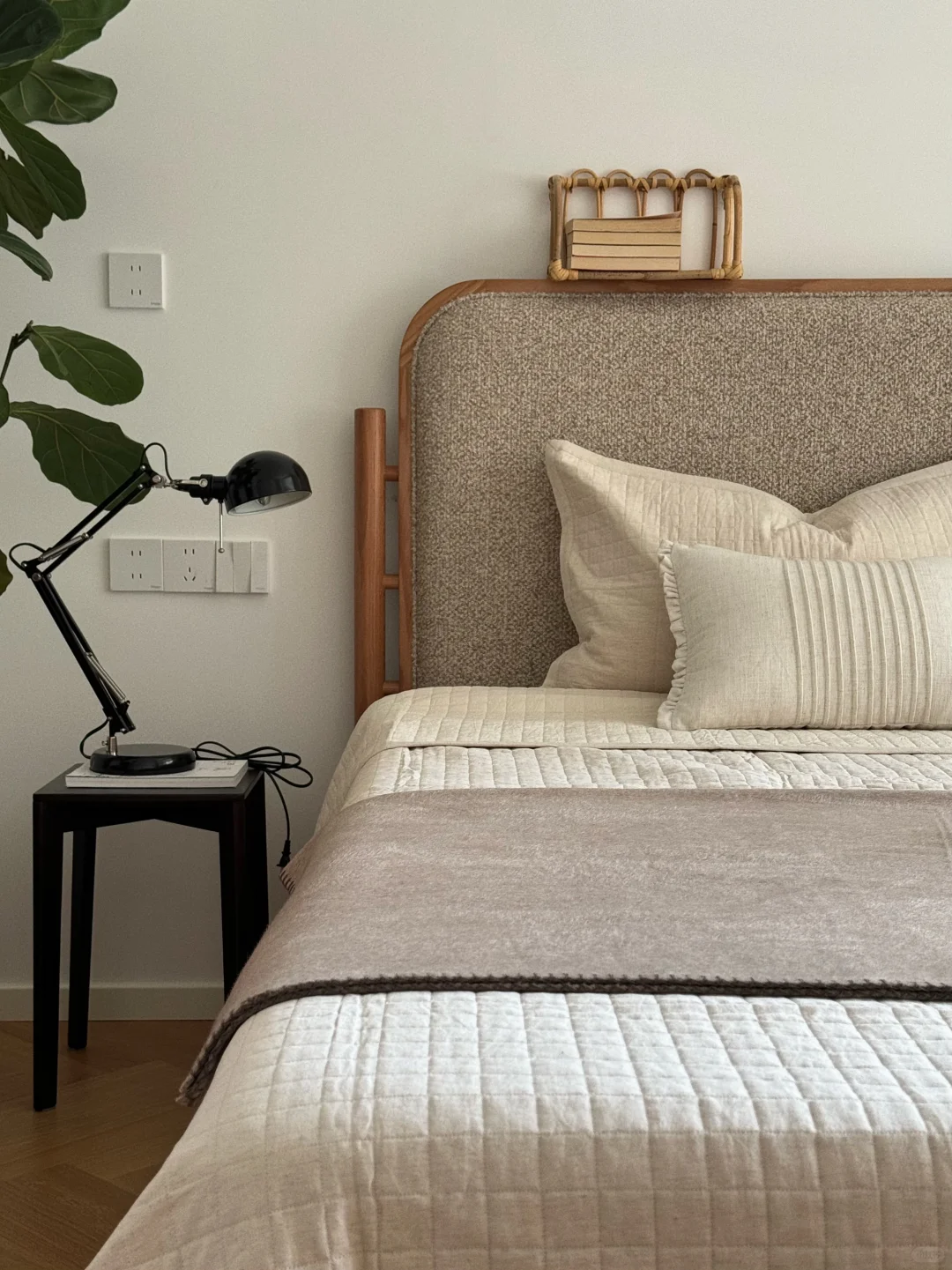 卧室这样布置真的很美☕️