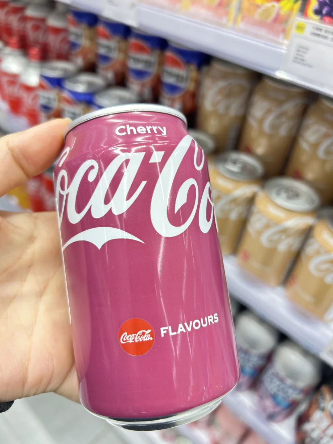 没有一罐可乐可以打动你？！神仙水爱惨了?