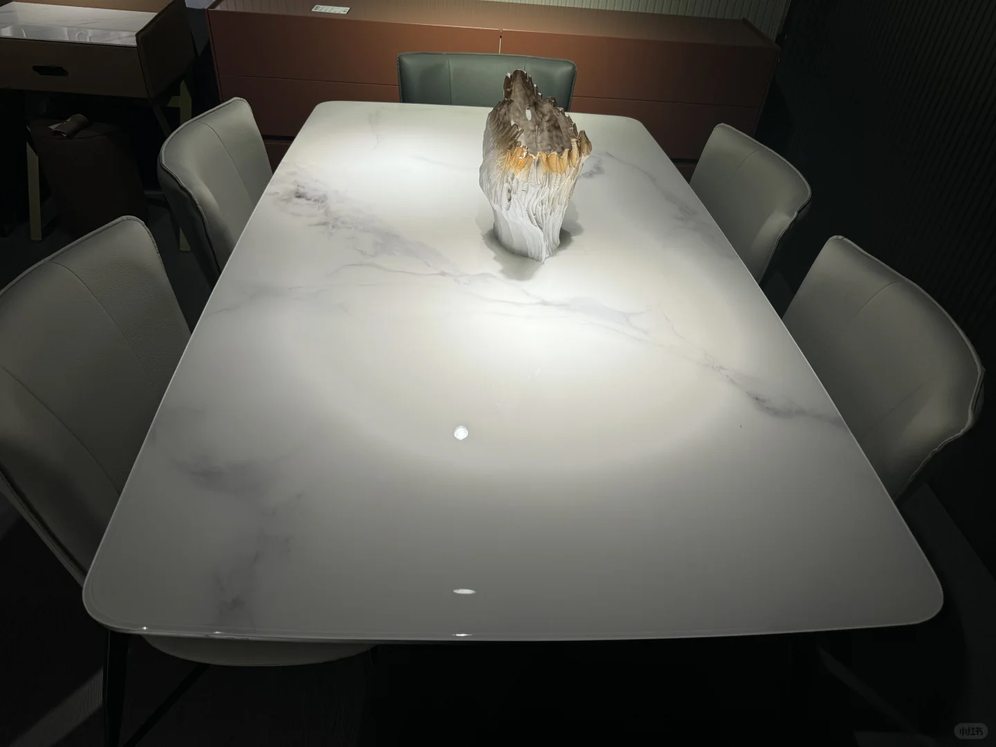 微晶玻璃台面质感真的很棒