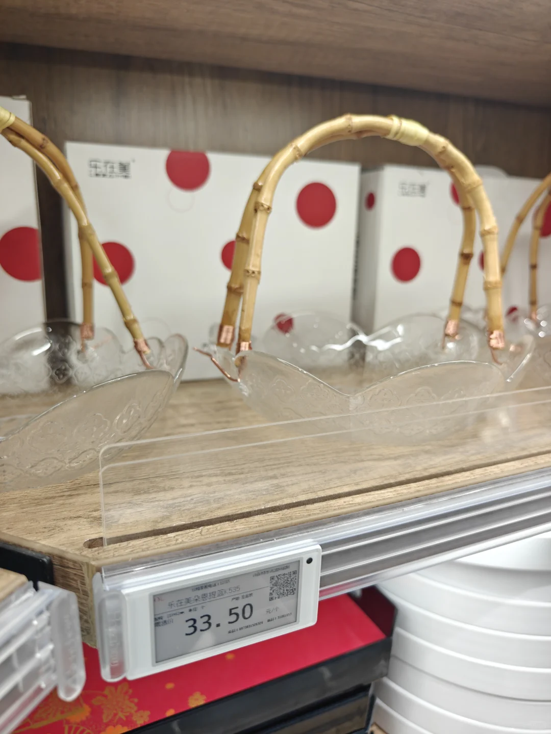 胖东来琳琅满目的玻璃碗盘谁会不喜欢！