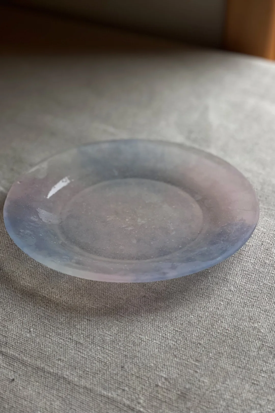 这家玻璃有两副面孔