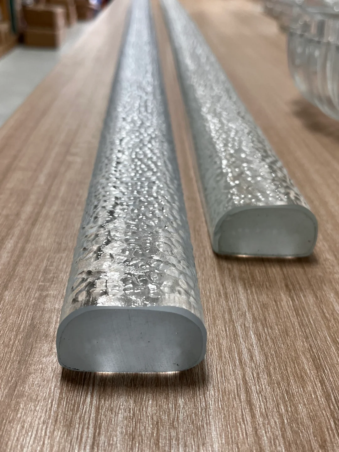 石头纹手工玻璃条?