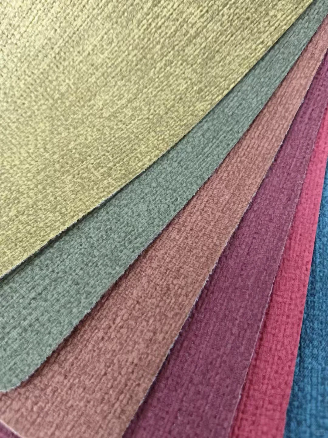 布纹皮革，两百个色任你选择?