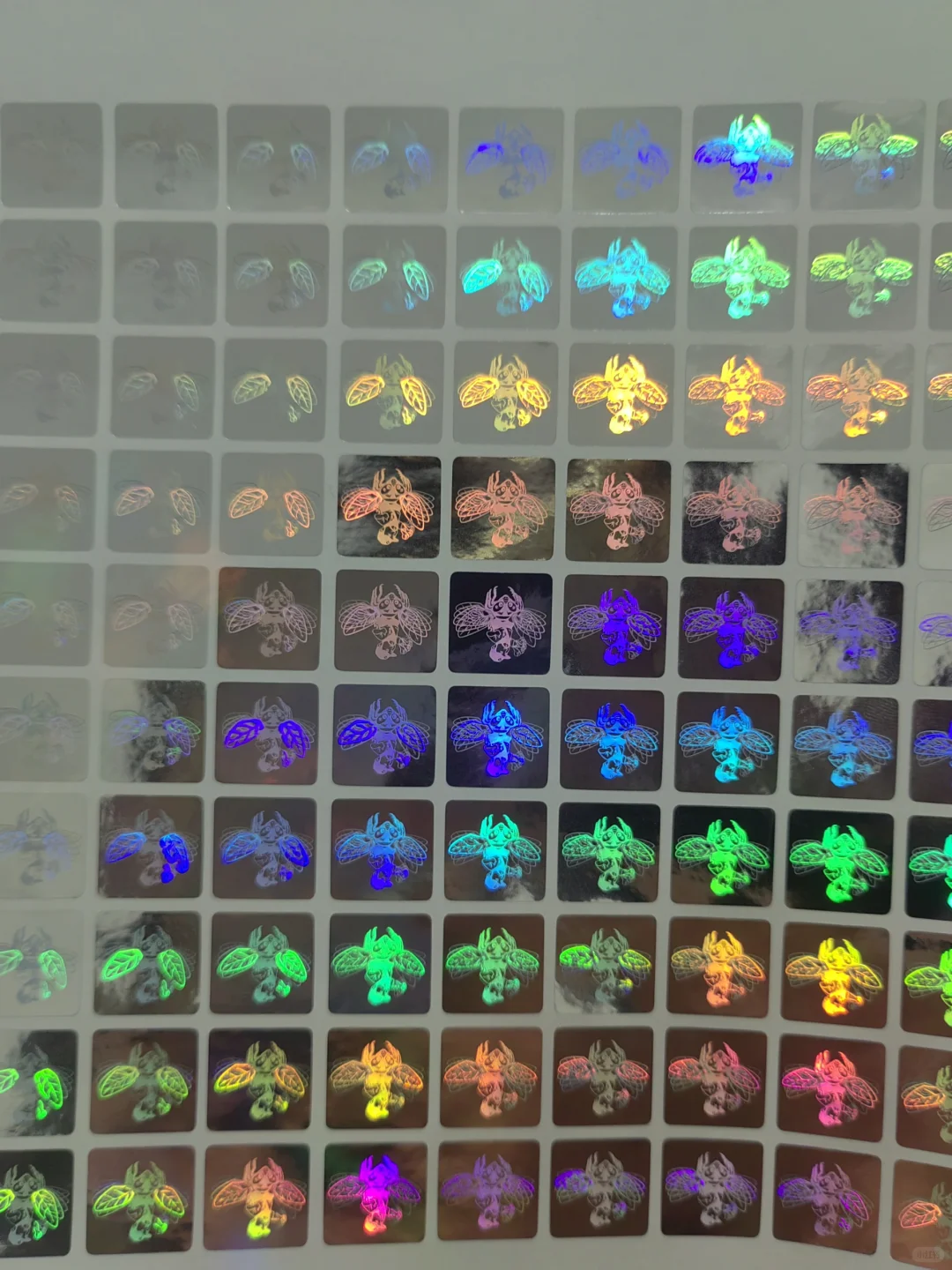 防伪码，防伪标签怎么制作。