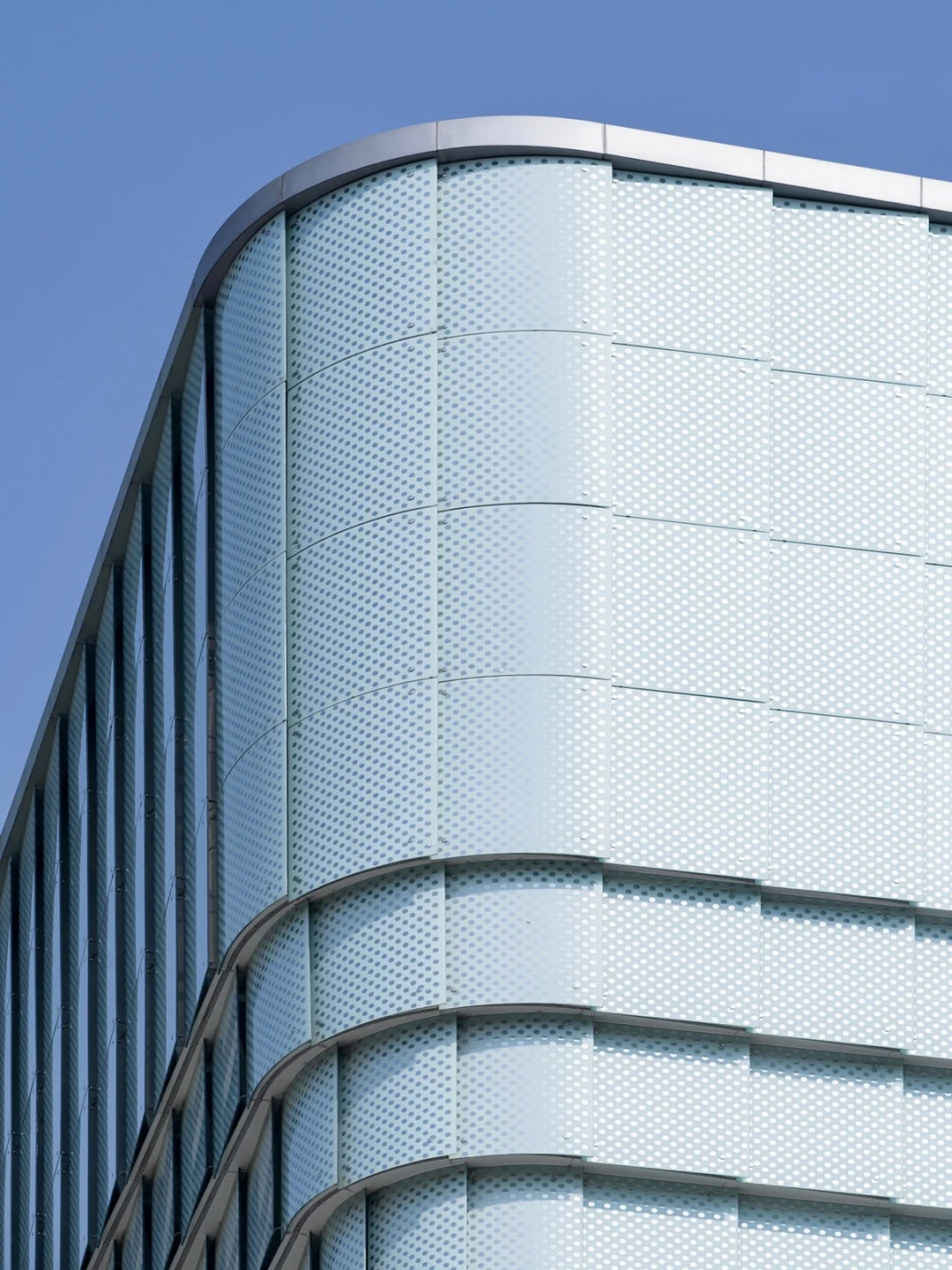 我们新作 – 堪比“艺术馆”的工厂 | UUA