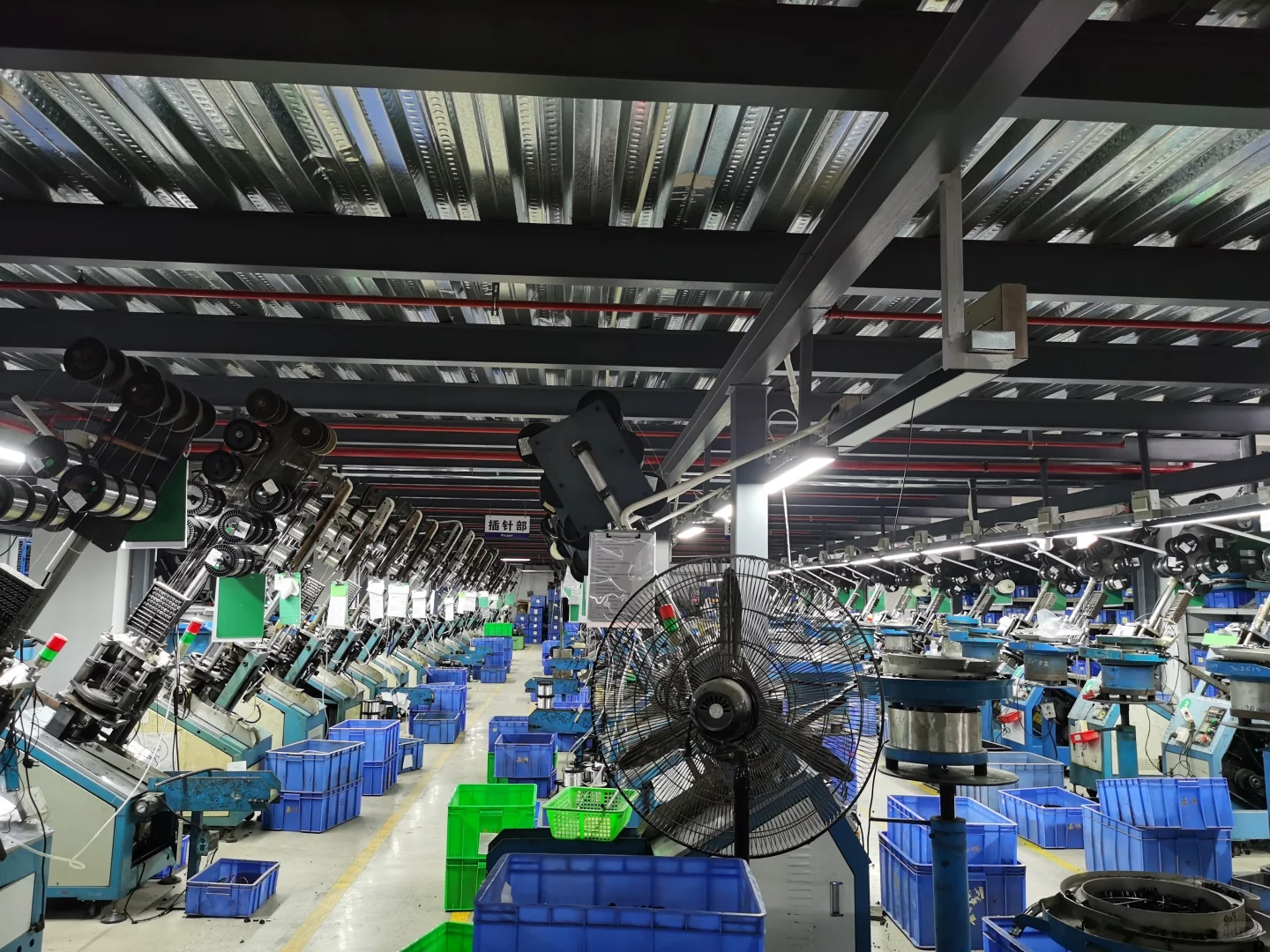 “厂二代”们怎么接单