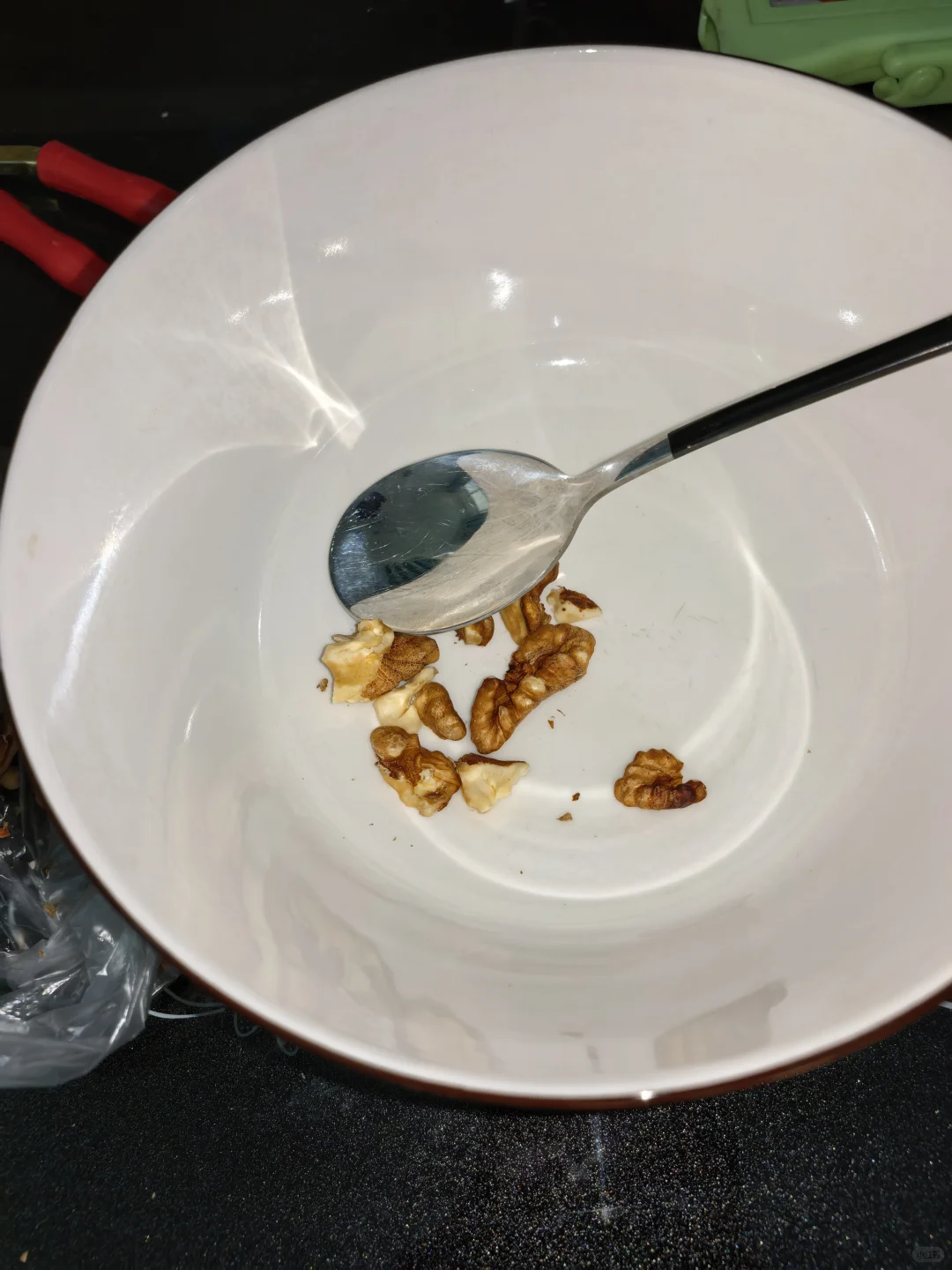 用这个工具核桃分分钟就开！