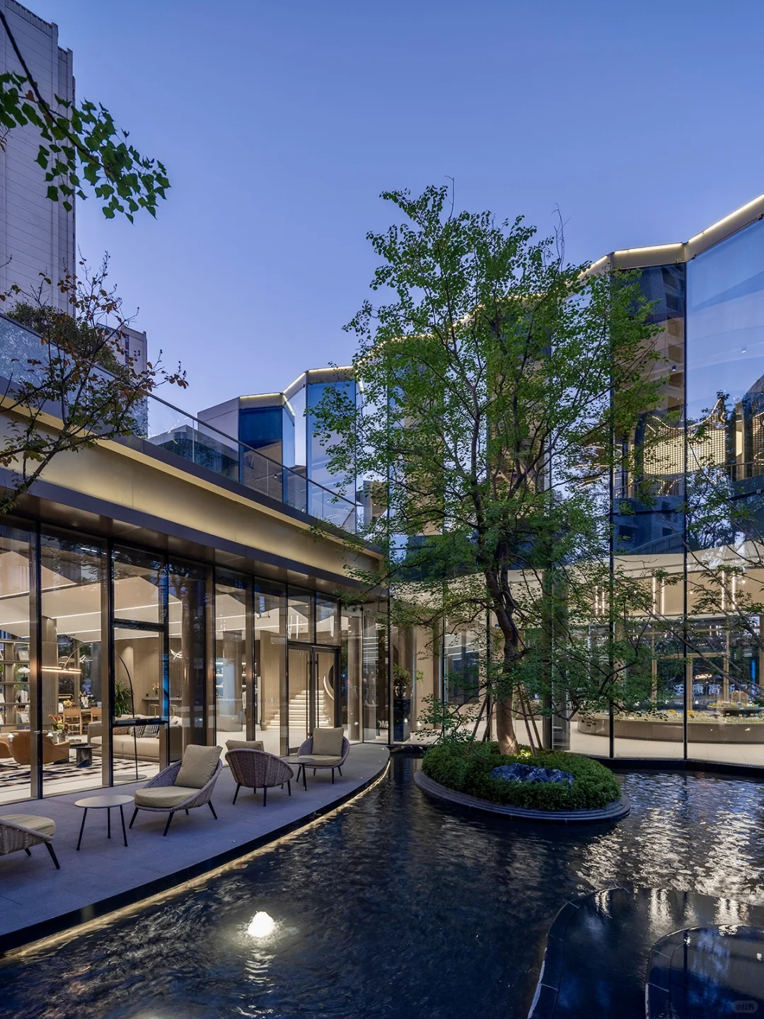 我们近期完成的一个售楼处 | UUA