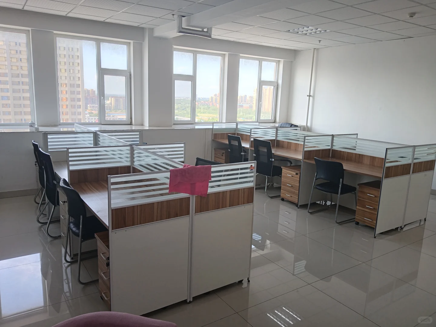 找销售 加班天打雷劈的那种！