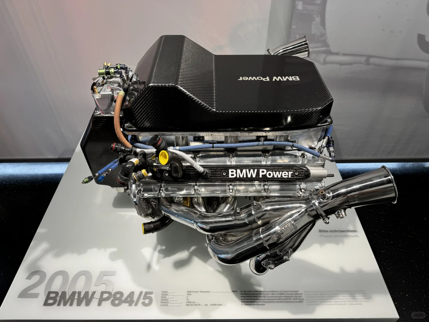 慕尼黑宝马博物馆各种经典发动机