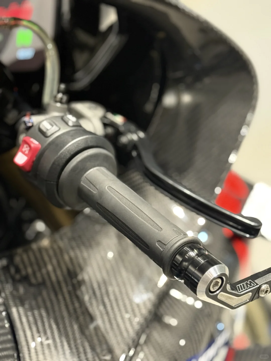 22年s1000rr满改雷霆套件最主要价格十几万