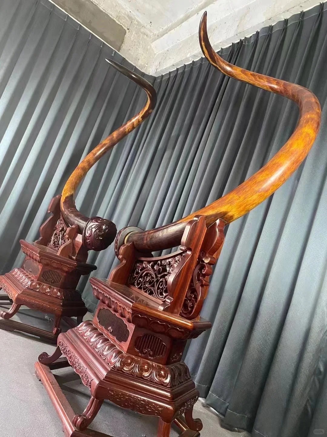 被这猛犸原牙摆件狠狠拿捏,镇宅又高级!